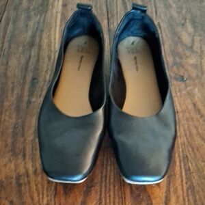 Time and Tru Black Square-Toe Ballet Flats